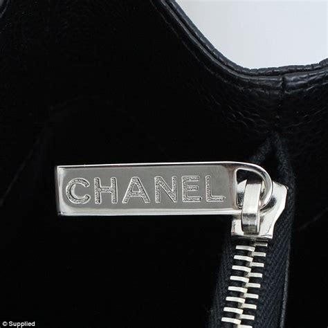 chanel zipper pull fake|false chanel bag.